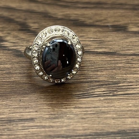 Vintage Sarah Coventry Black Stone And Silver Tone Halo Ring 1964 Size 6-7 - Picture 2 of 11